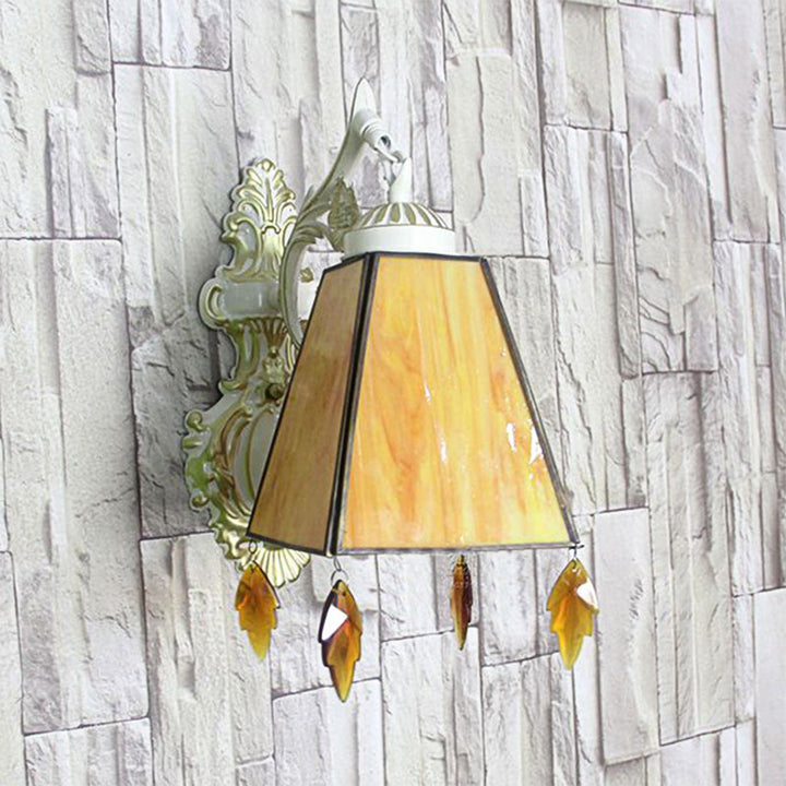 Lisslune | Geometric Wall Lamp Tiffany Style Stained Glass 1 Light Wall Lamp Fixture with Leaf Pendant in Amber/Green/Clear