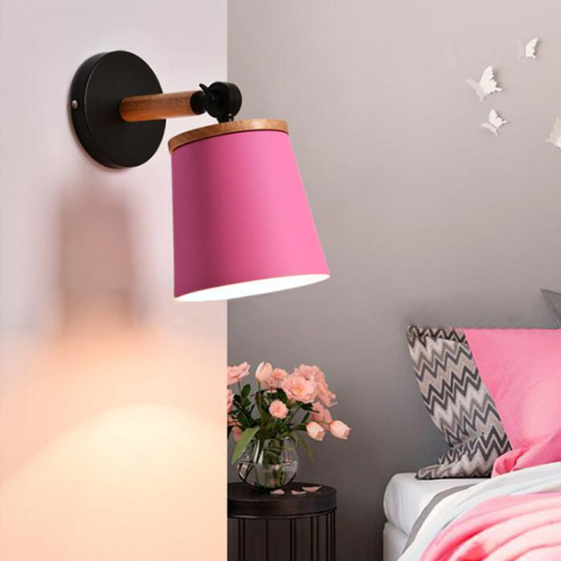 Skørter | Single Light Trapeze Wall Lamp Rotatable Macaron Loft Metal Wall Lamp for Nightstand