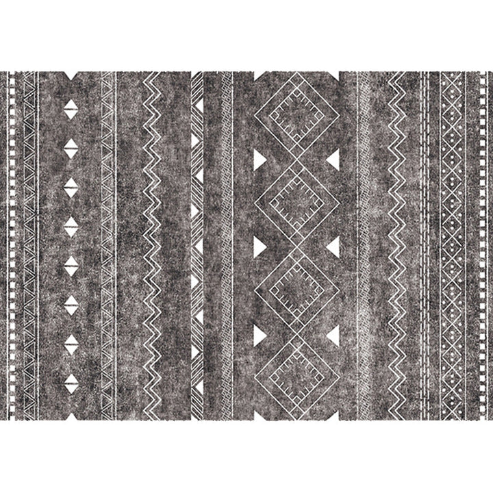 Lisslune | White and black bohemian carpet Polyester striped pattern carpet pet-friendly washable non-slip backing carpet for decoration
