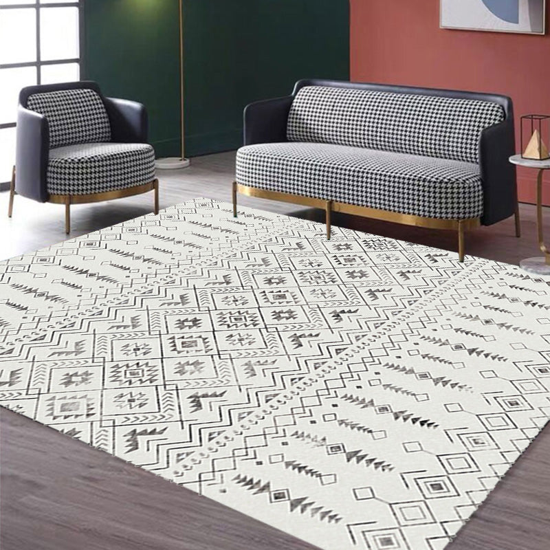 Lisslune | White and black bohemian carpet Polyester striped pattern carpet pet-friendly washable non-slip backing carpet for decoration