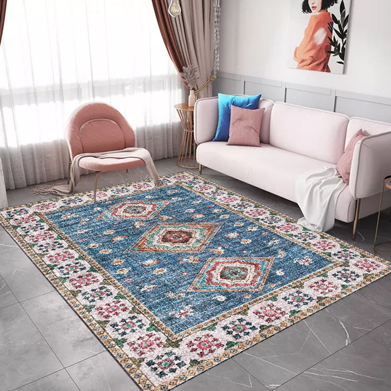 Lisslune | Pink Shabby Chic Carpet Polyester Tribal Floral Pattern Carpet Pet-Friendly Washable Non-Slip Back Carpet for Decoration