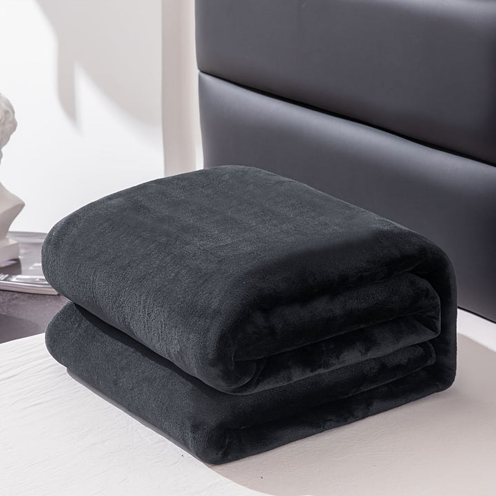 Lisslune | Soft and warm gray flannel blanket for all seasons