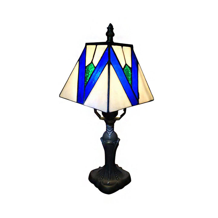 Lisslune | Lustria – Vintage-inspired Tiffany glass desk lamp