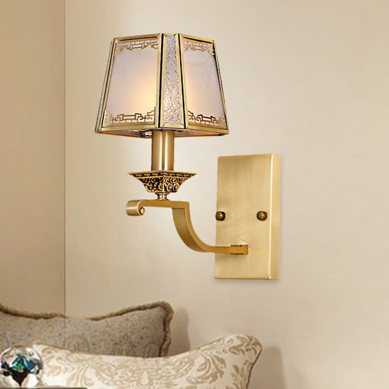 Skørter | Cream Glass Gold Wall Lamp trapezoidal 1/2-Light Colonialism wall-mounted light fixture for hallway