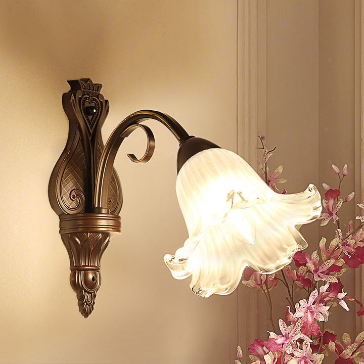 Skørter | Traditional Floral Wall Lamp Fixture 1/2-Light White Glass Wall Lamp Lighting in Black for Bedroom