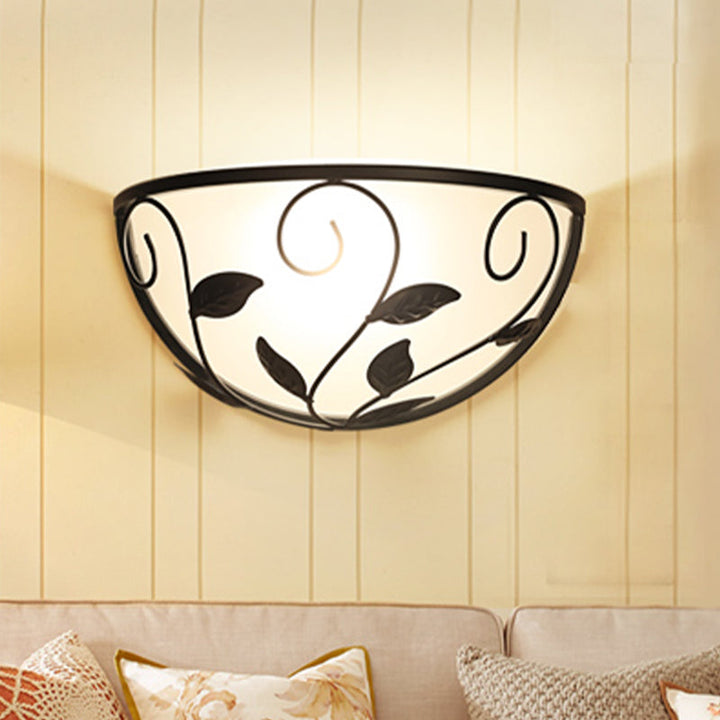 Skørter | Half Moon Bedroom Wall Light Vintage White Glass 1 Head Black Wall Lighting with Leaf Design