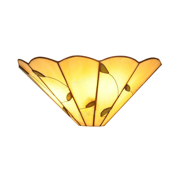 Lisslune | Tiffany style conical wall lamp with leaf pattern art glass wall light in beige for dining room