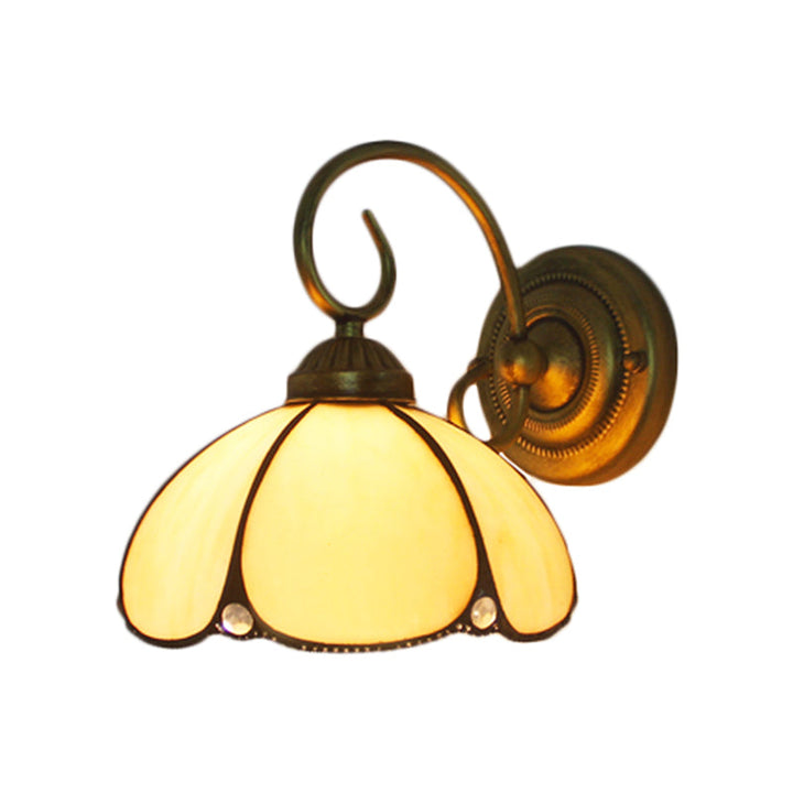 Lisslune | Art Glass Petal Wall Lamp One Light Tiffany Traditional Wall Lamp in Beige for Kitchen