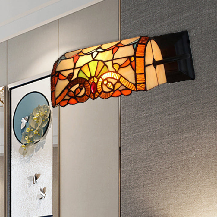 Lisslune | Office Banker Wall Light Colored Glass Victorian Design Tiffany Style Wall Lamp in Beige