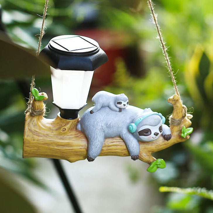 Lisslune | GlowSloth – Funny outdoor wall light with two sloths resting on a branch