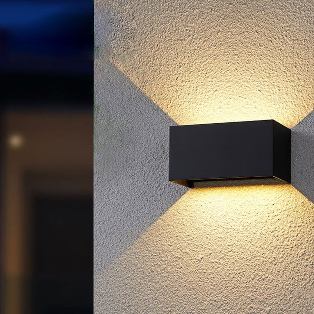 Lisslune | Modern waterproof rectangular LED wall light for outdoor use with up and down lighting