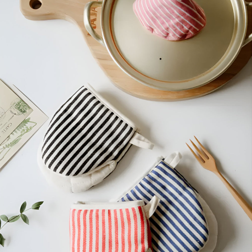 Lisslune | Striped Heat-Resistant Kitchen Mitts