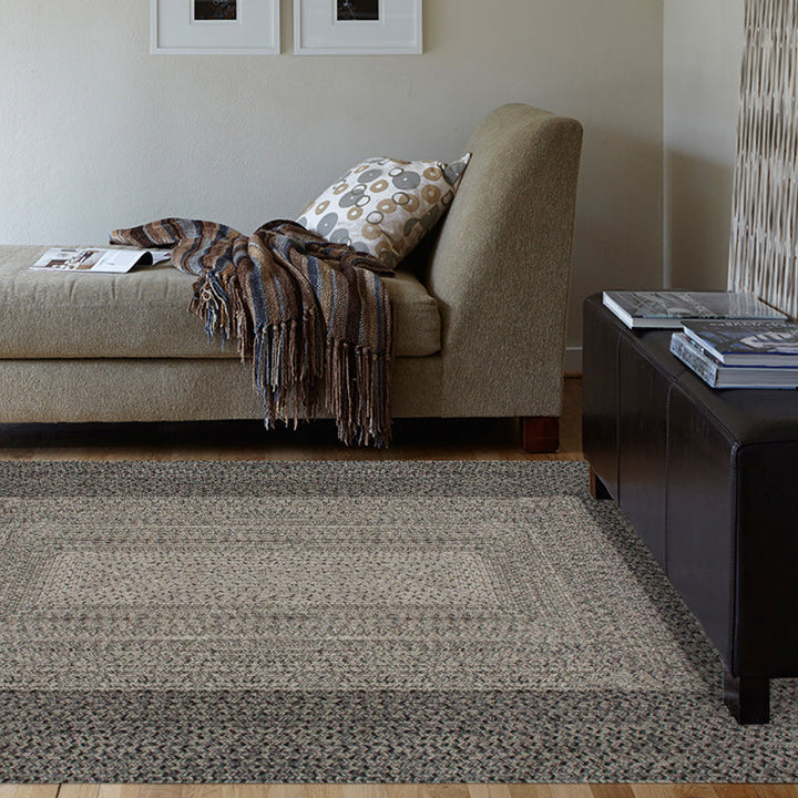 Lisslune | Country Geometric Pattern Area Rug Gray and Black Polypropylene Rug Non-Slip Backing Washable Pet-Friendly Carpet for Home