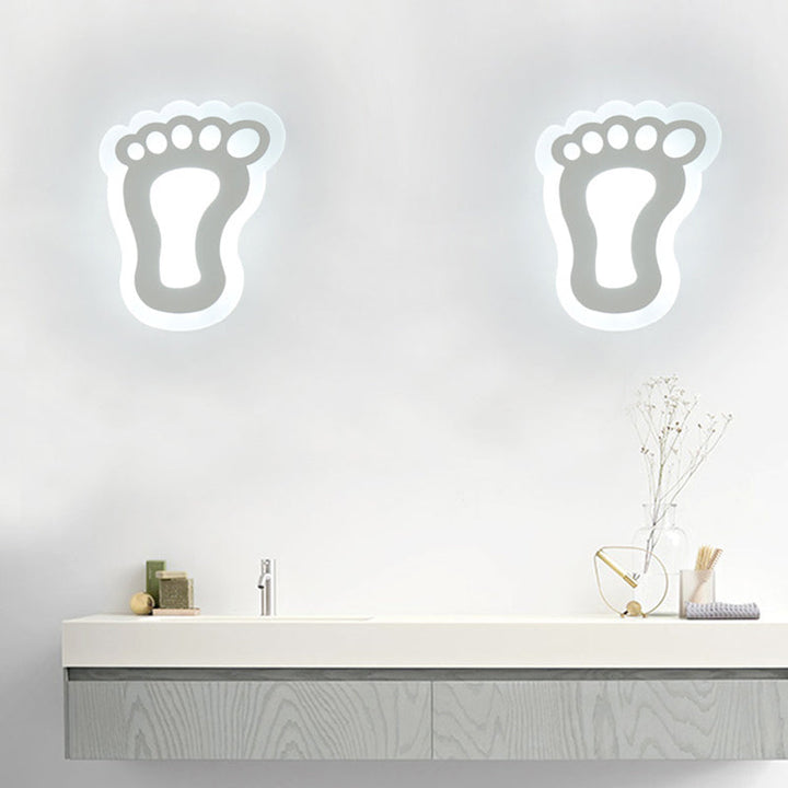 Skørter | Flat Cartoon-Shape Wall Lamp Modern Stylish Acrylic LED Wall Light in White for Stairs