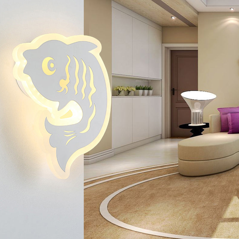 Skørter | Modern Animal Wall Lamp Acrylic LED Wall Light in White for Children's Room Hallway