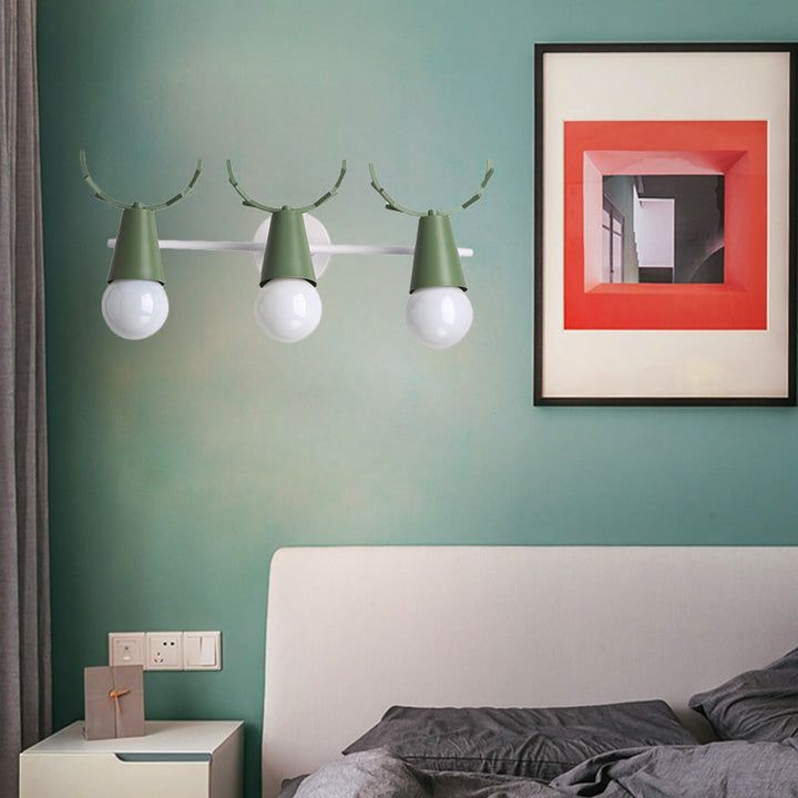 Skørter | Metallic Conical Wall Lamp with Deer Antlers Bedroom 3 Heads Nordic Undertone Wall Light