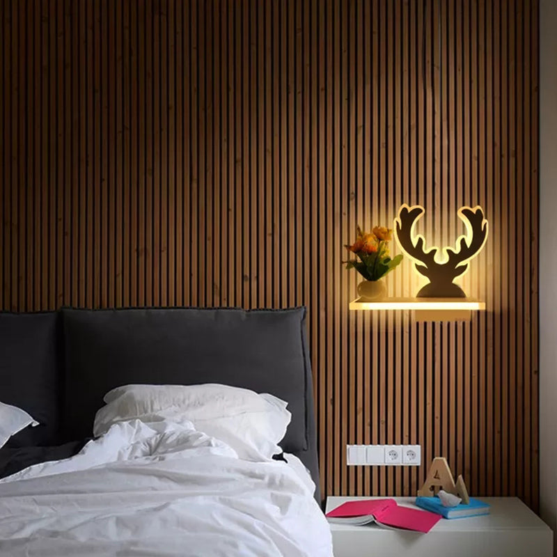 Skørter | Adult Child Bedroom Wall Lamp with Shelf Acrylic Contemporary Wall Lamp in White