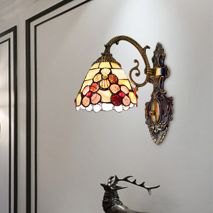 Lisslune | Bowl-shaped Wall-mounted Light with Stained Glass 1-Light Wall Lighting with Floral Pattern in Antique Brass