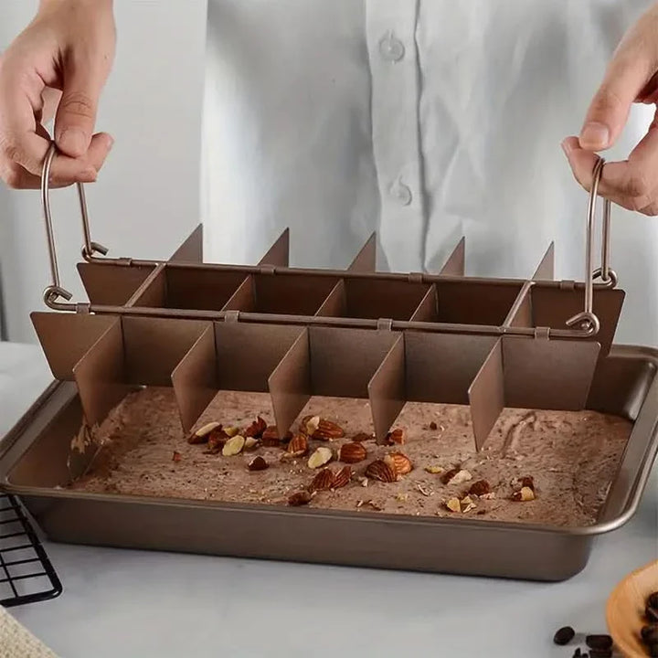 Lisslune | Non-Stick Brownie Pan with 18 Dividers Aluminum Bakeware