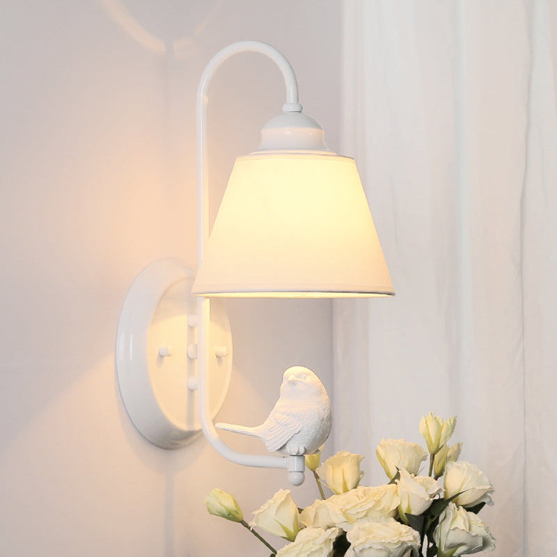 Skørter | Modern Trapeze Shaped Wall Light Metal Single Light Wall Lamp with Bird for Children's Room