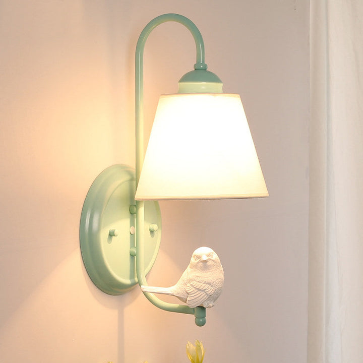 Skørter | Macaron Style Bucket Shade Wall Lamp with Bird Decor A Light Metal Wall Sconce in Green for the Nursery