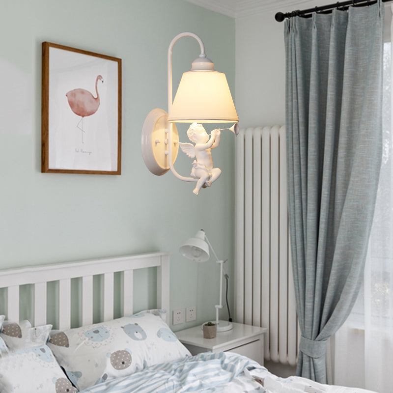 Skørter | Children's Bedroom Little Angel Wall Lamp with Gradient Shade Metal Single Head Wall Lamp