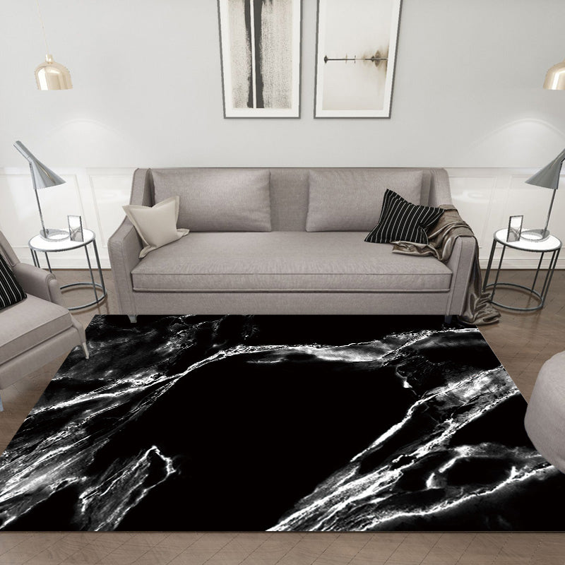 Lisslune | Casual Abstract Rug Black and White Modernist Area Rug Polyester Non-Slip Pet-Friendly Washable Rug for the Living Room