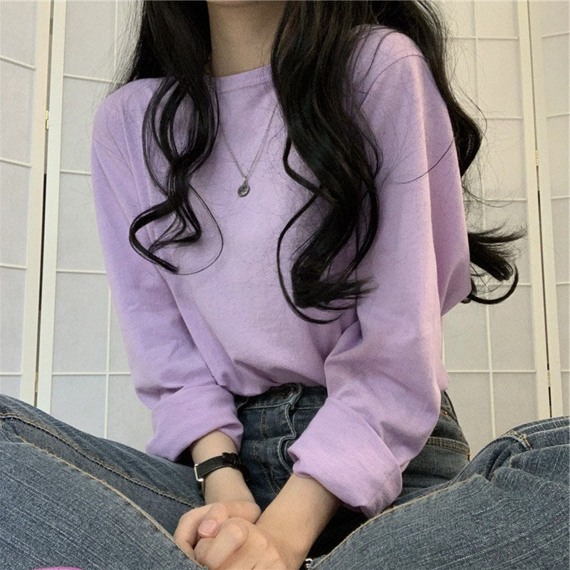 Women's Long Sleeve Shirt with Casual Cut and Timeless Design