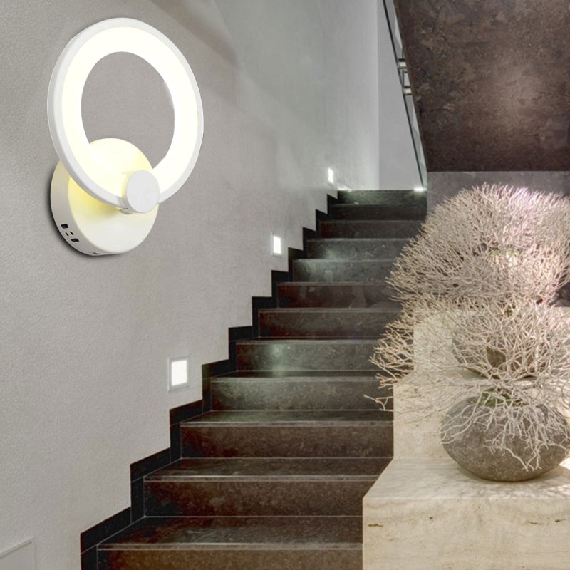 Skørter | Nordic Style White Wall Lamp with Ring Acrylic LED Wall Lamp for Bathroom Hallway