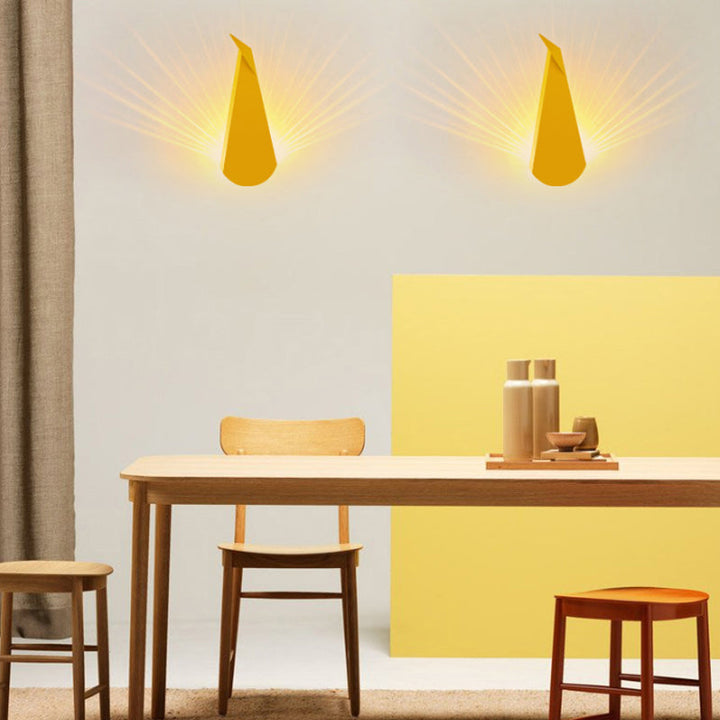 Skørter | Modern Peacock Wall Lamp Metal LED Wall Light for Living Room Study Room
