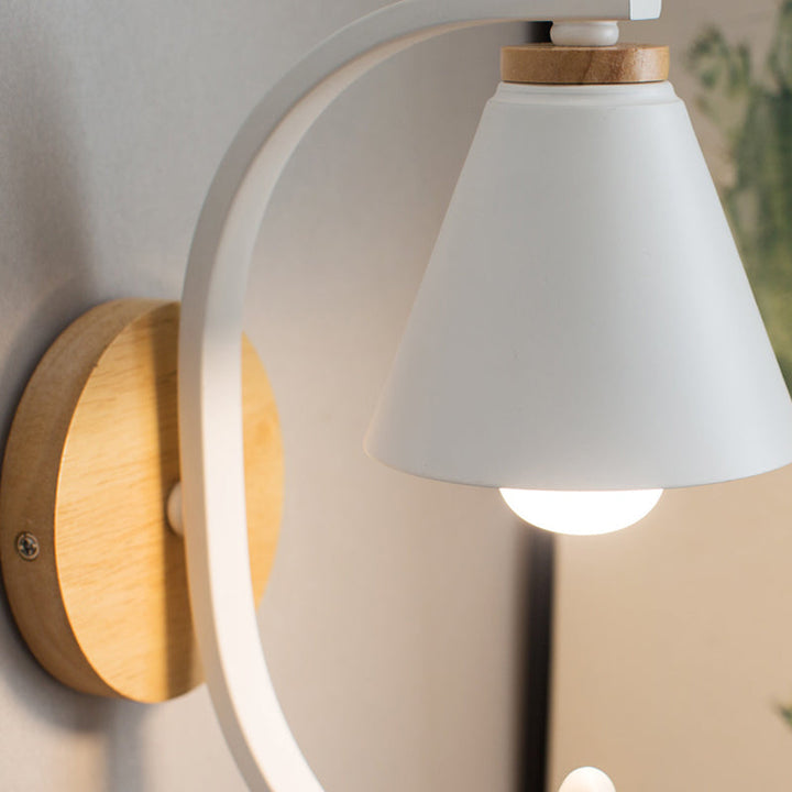 Skørter | Nordic Style Conical Wall Lamp with Bird 1 Head Metal Wall Light for Bedroom Hallway