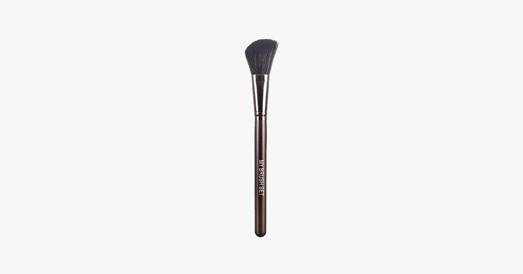 Lisslune | Precision Angled Contour Brush - Provides Professional Contouring and Coverage
