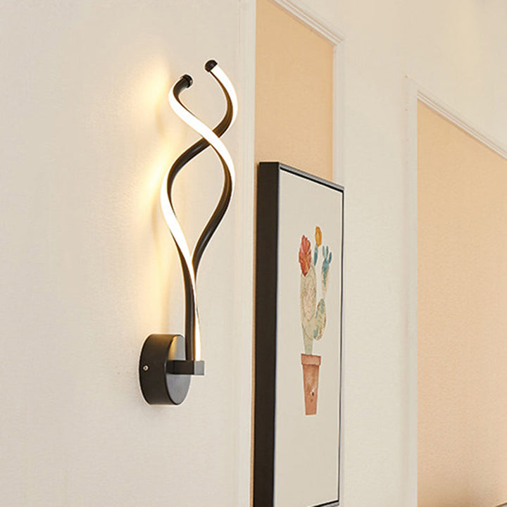 Lisslune | Minimalistic Twisted Wall Lighting Metal Living Room LED Wall Lamp in Black/White