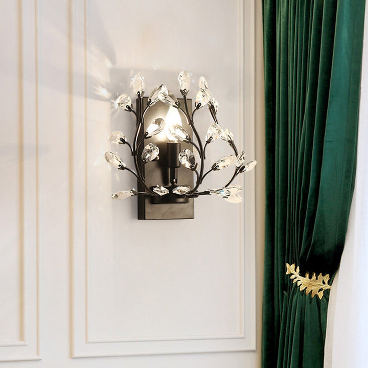 Lisslune | Simple Wall Mounted Light 1 Bulb Clear K9 Crystal Wall Light in Black/Gold for the Living Room