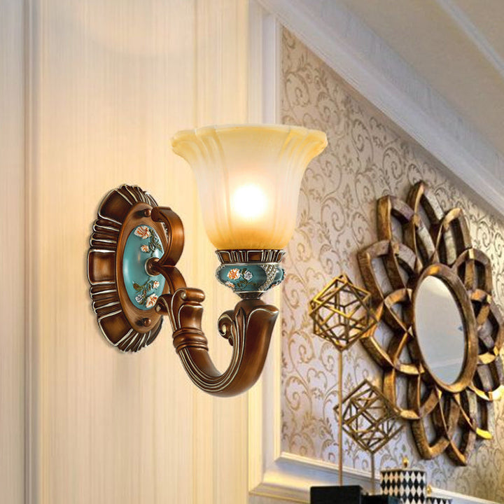 Skørter | Brown 1-Head Wall Light Farmhouse Opal Glass Floral Etching Pattern Wall Light Lighting