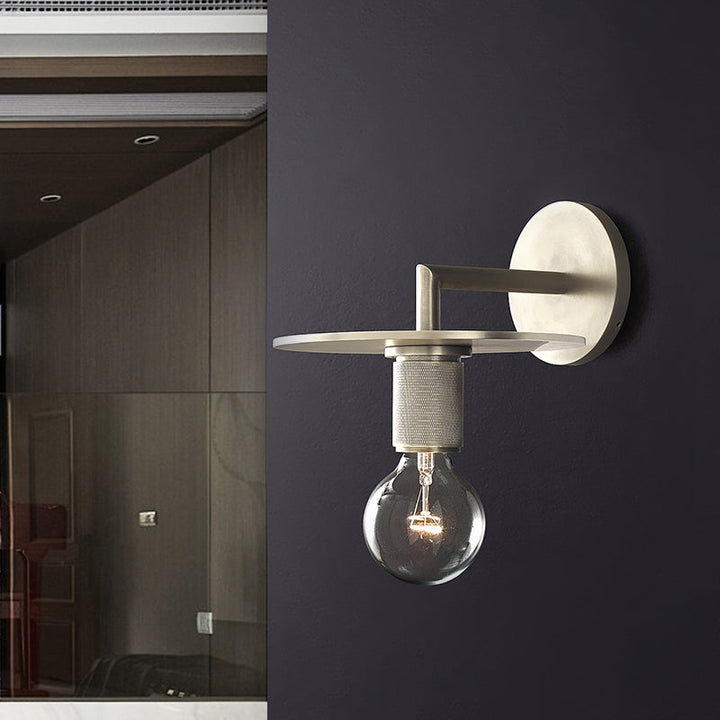 Skørter | 1-Bulb Wall Lamp Simple Exposed Bulb Metal Wall Light Ideas in Black/Brass/Chrome with Flat Shade