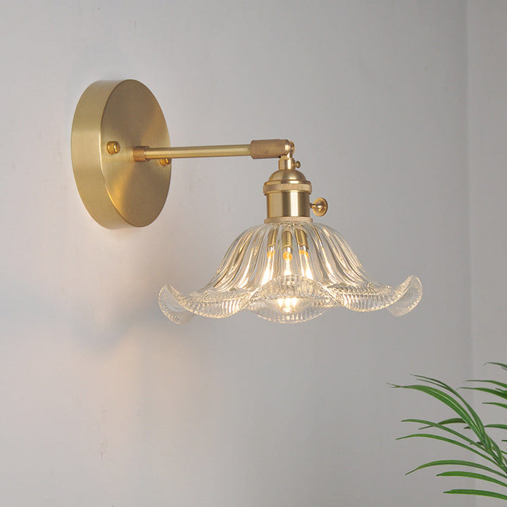 Skørter | Iron Brass Finish Wall Reading Light Swing Arm 1-Light Industrial Wall Mounted Lamp with Flower/Bowl Clear Glass Shade