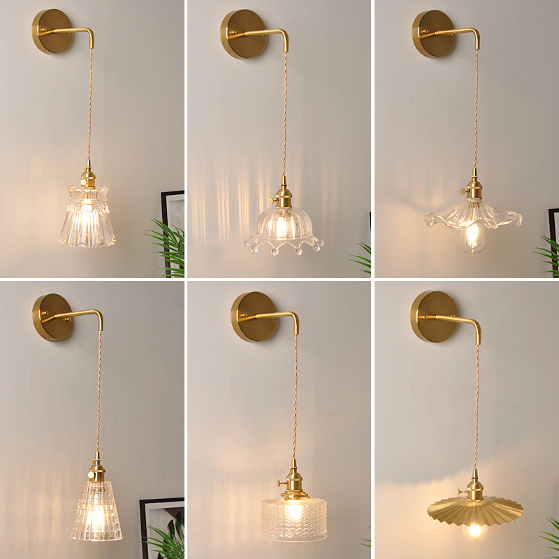Skørter | Bowl/Cylinder Night Wall Lighting Antique Clear Prism/Wavy Glass 1 Lamp Brass Wall Light with Rotary Switch