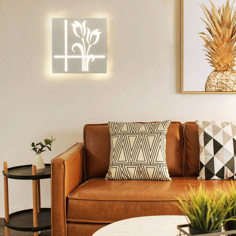 Skørter | Modern Style Square Wall Light with Plants Metal Wall Lamp in White for the Bathroom