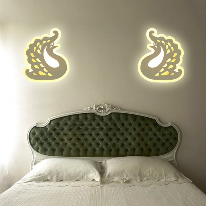 Skørter | Acrylic Animal Wall Light Modern Style LED Wall Lamp in White Finish for Hallway