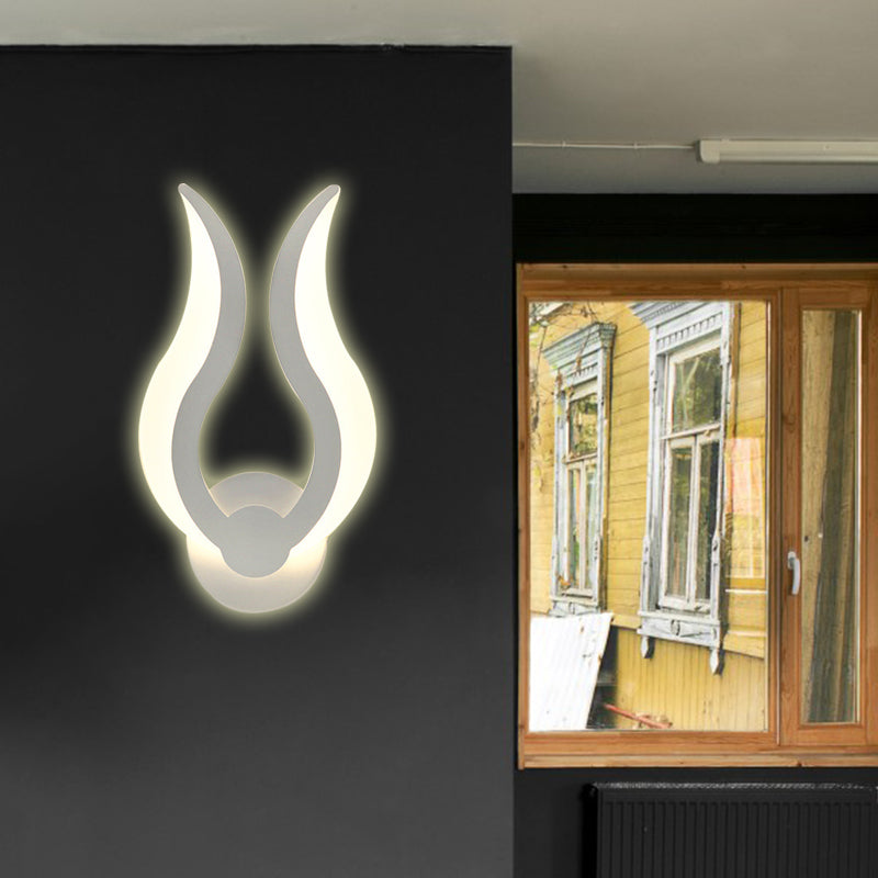 Skørter | Creative fire-shaped wall light acrylic with LED wall spotlight for kitchen dining room