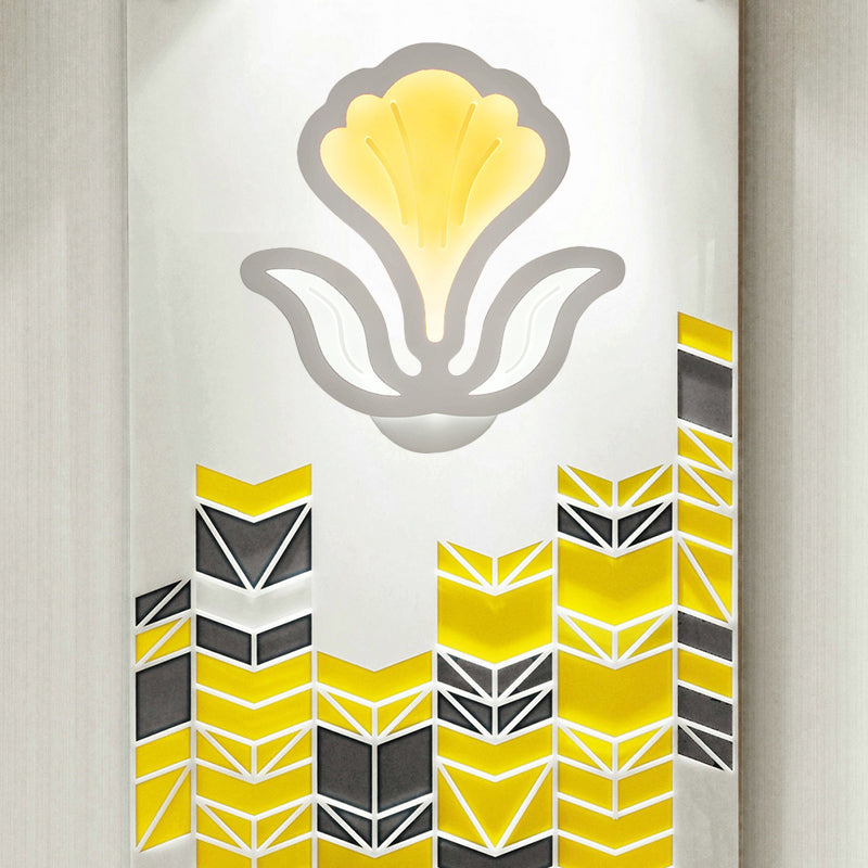 Skørter | White Flower LED Wall Light Modern Style Acrylic Wall Lamp for the Children's Room
