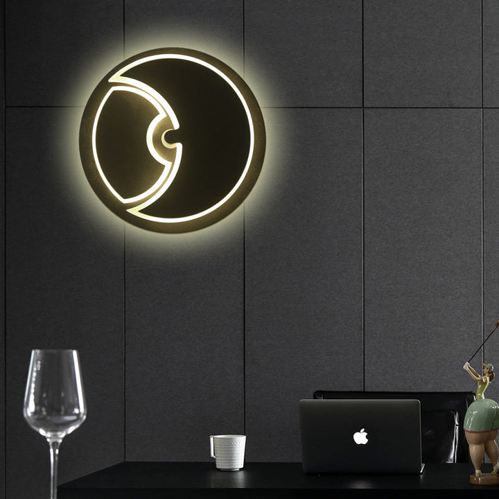 Skørter | Round Children's Room Wall Lamp with Crescent Acrylic Modern LED Wall Light