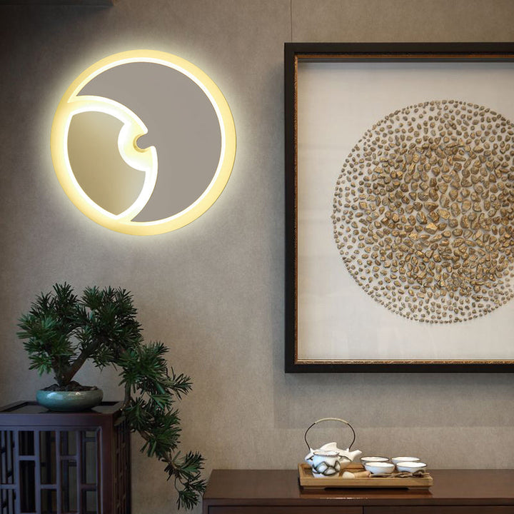 Skørter | Round Children's Room Wall Lamp with Crescent Acrylic Modern LED Wall Light
