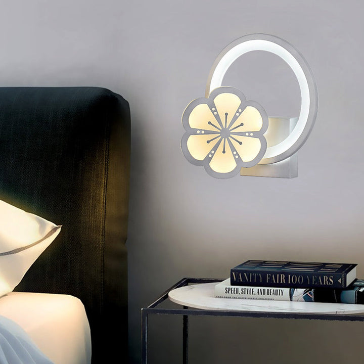 Skørter | Acrylic Large O Wall Lamp with Flower Adult Bedroom Modern LED Wall Lamp in White