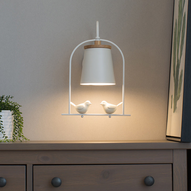 Skørter | Nordic Trapezium Shade Wall Lamp Metal 1 Lamp Sconces Light with Bird for Restaurant