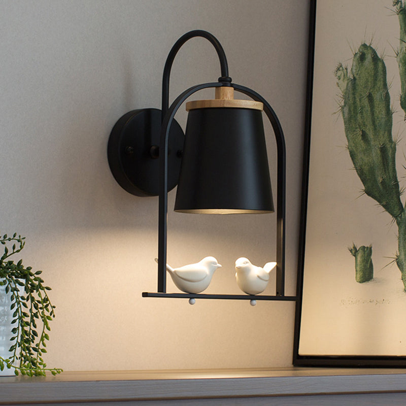 Skørter | Nordic Trapezium Shade Wall Lamp Metal 1 Lamp Sconces Light with Bird for Restaurant
