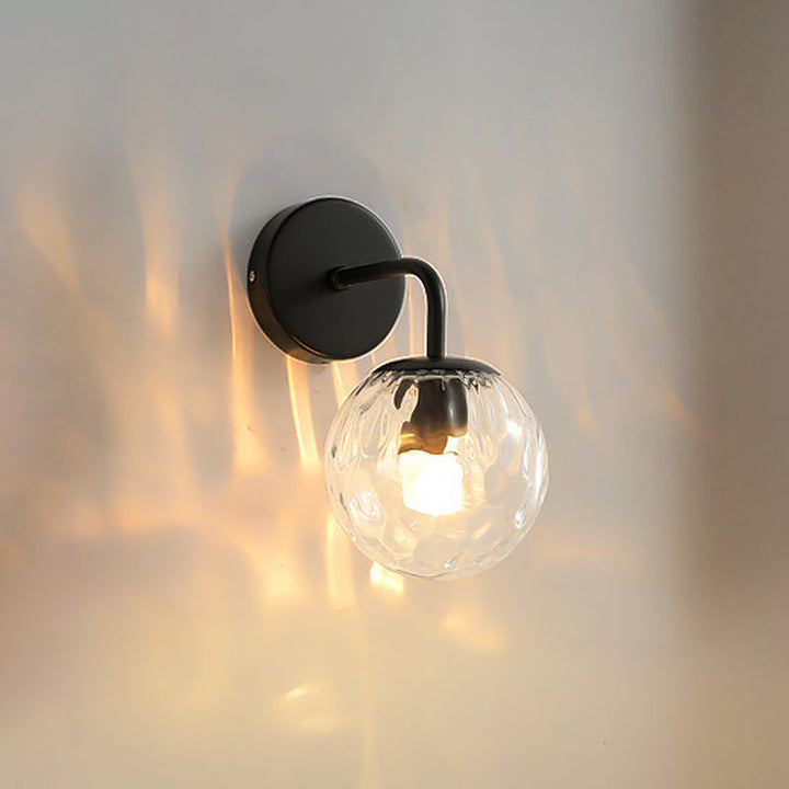 Skørter | Ball-shaped Wall Lamp Minimalistic Clear Wave Shape Glass 1-Light Bedroom Wall-Mounted Lighting with Curved Arm in Black/Gold