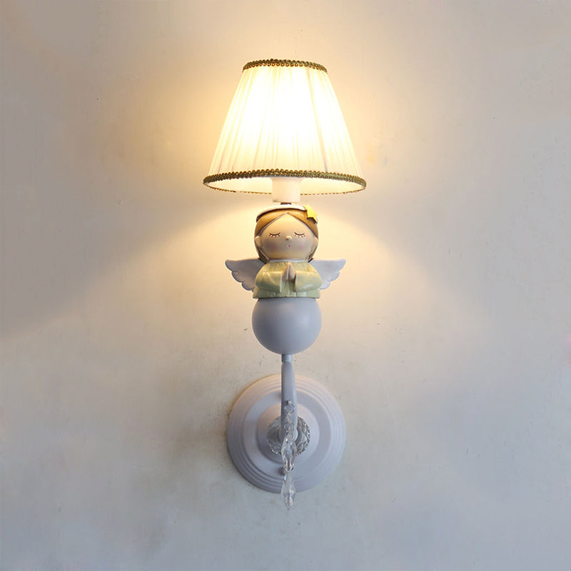 Skørter | Modern Tapered Shade Wall Lamp with Doll Décor and Crystal 1 Light Fabric Wall Light in White for Hallway