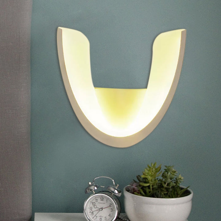 Skørter | Modern Half-Round Wall Light Acrylic White Finish LED Wall Light for the Office
